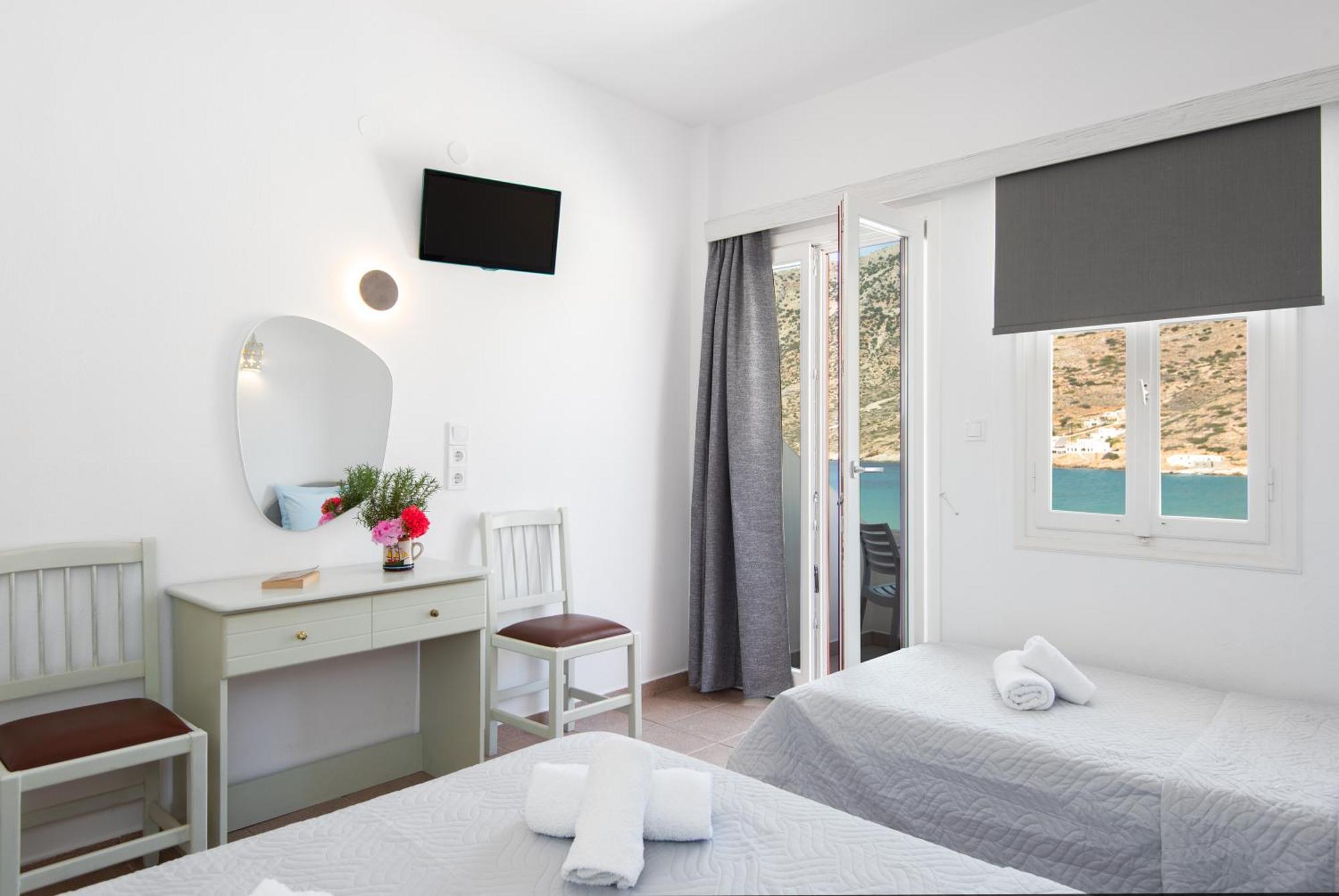 Simeon Rooms & Apartments Kamares  Exterior photo