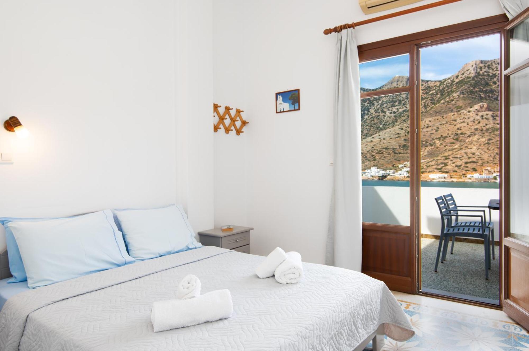 Simeon Rooms & Apartments Kamares  Exterior photo