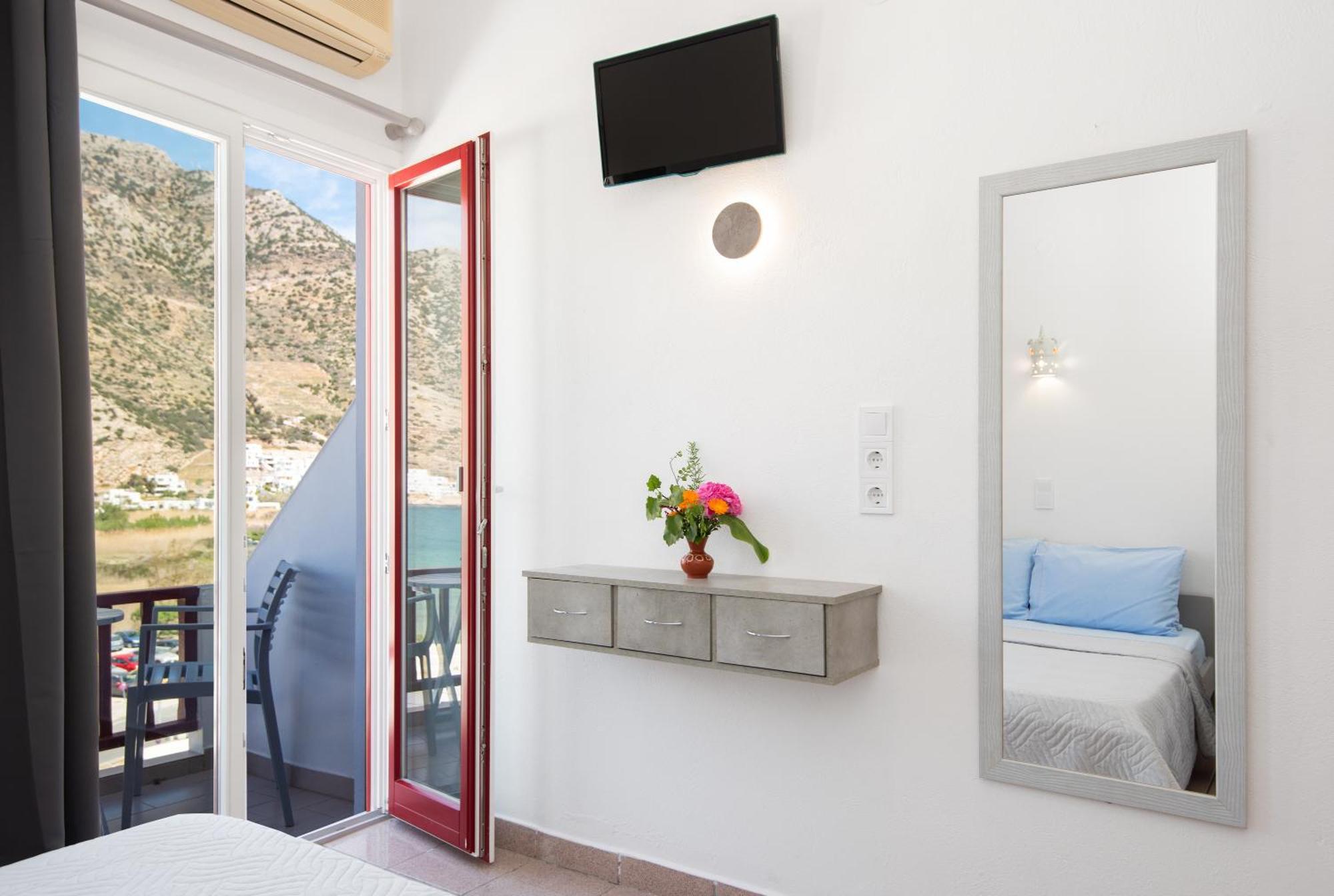 Simeon Rooms & Apartments Kamares  Exterior photo