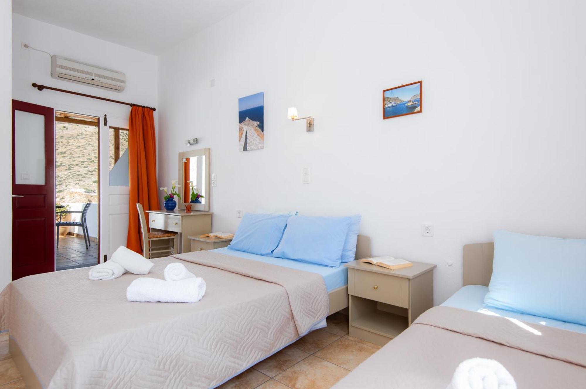 Simeon Rooms & Apartments Kamares  Exterior photo
