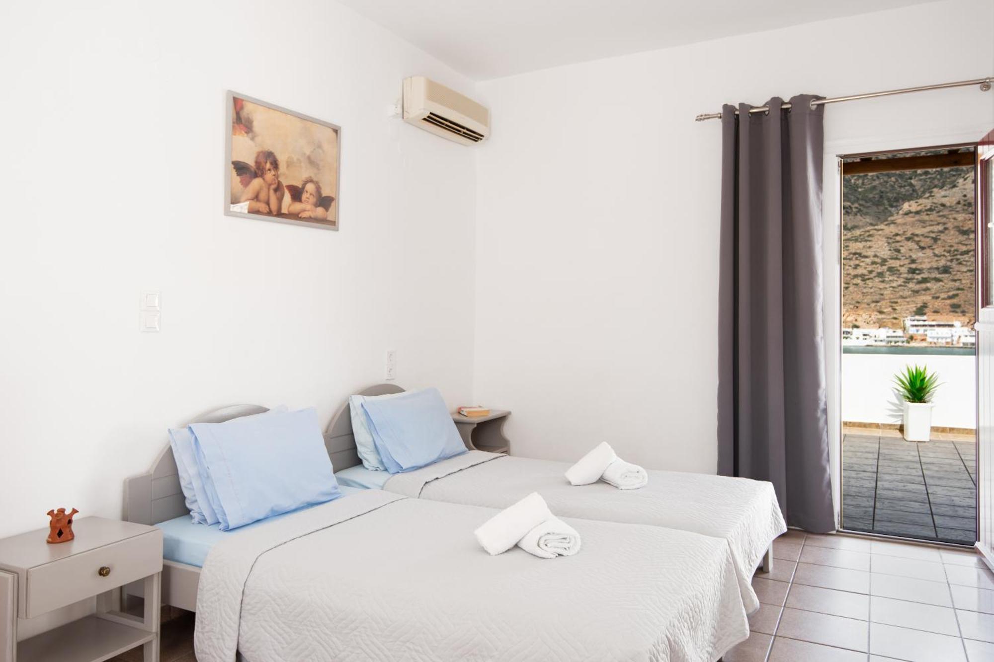 Simeon Rooms & Apartments Kamares  Exterior photo