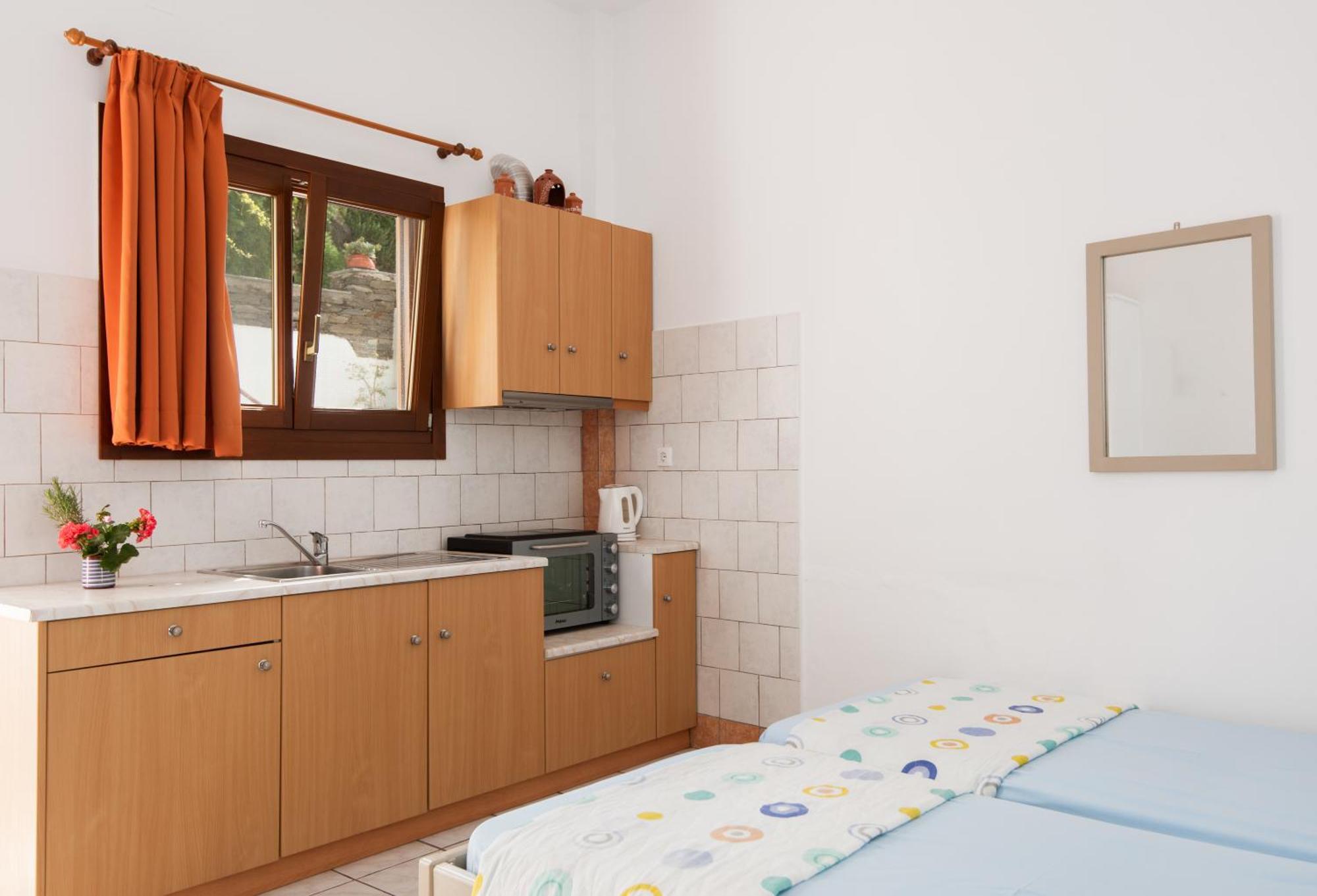 Simeon Rooms & Apartments Kamares  Exterior photo