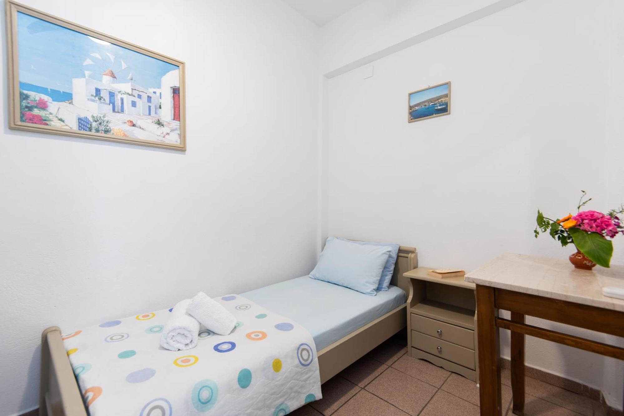 Simeon Rooms & Apartments Kamares  Exterior photo