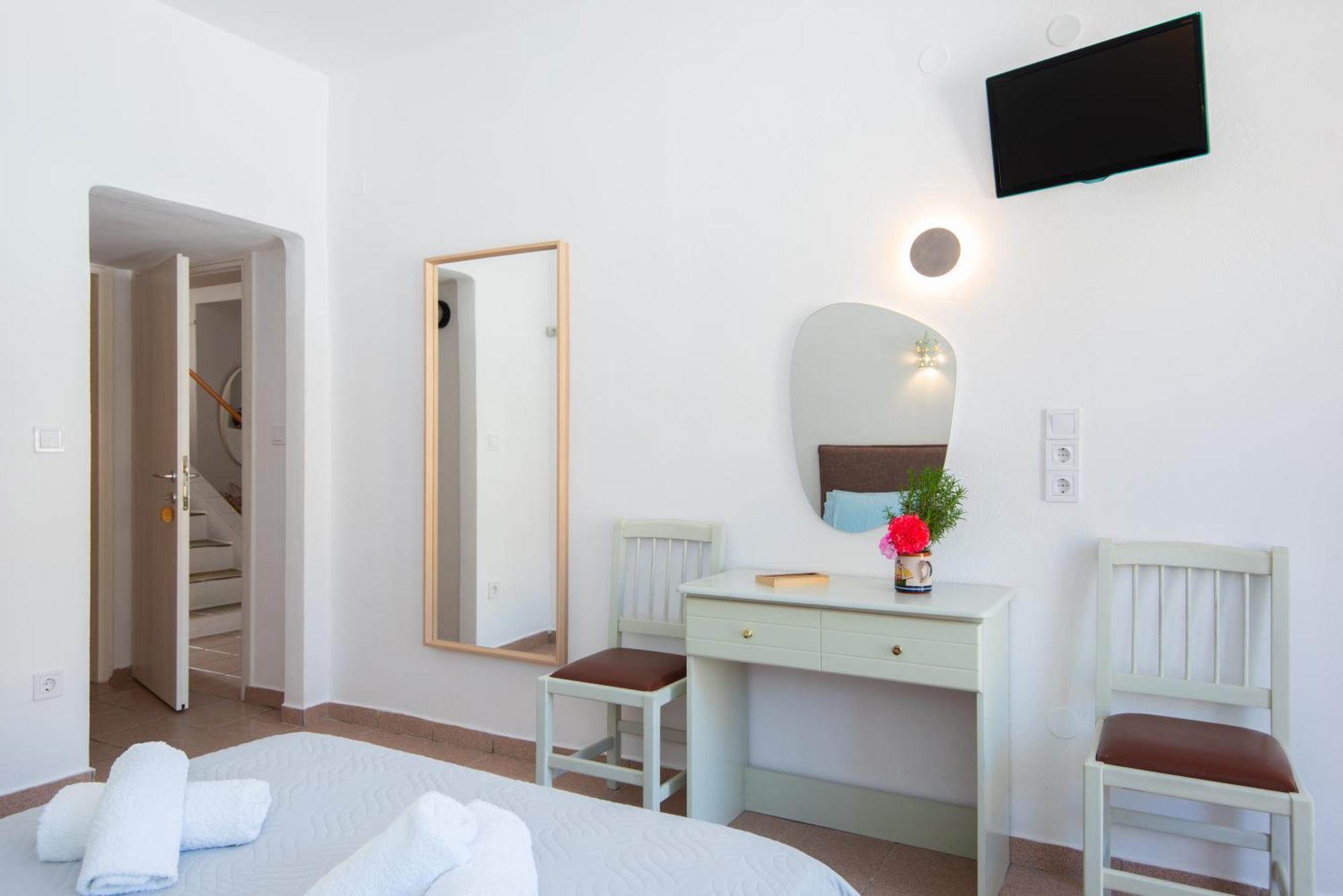 Simeon Rooms & Apartments Kamares  Exterior photo
